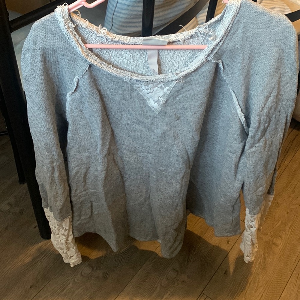 Gray shirt